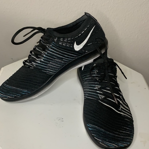Nike Free Transform Flyknit Womens Running Sneakers 833410-001 - Picture 3 of 4